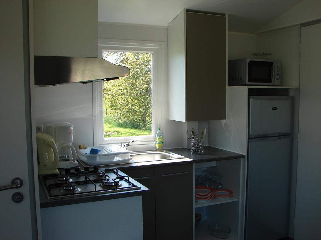 Camping Moulin de Collonge Saint-Boil Chambre photo