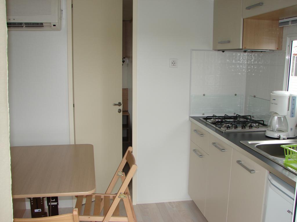Camping Moulin de Collonge Saint-Boil Chambre photo